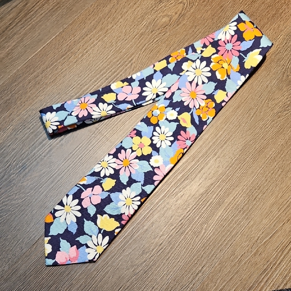 Bullock & Jones-Floral Patterned Tie - Multicolor